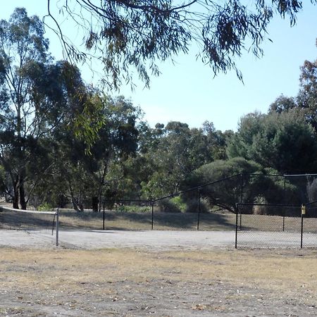 Magdala Motor Lodge & Lakeside Restaurant Stawell Luaran gambar
