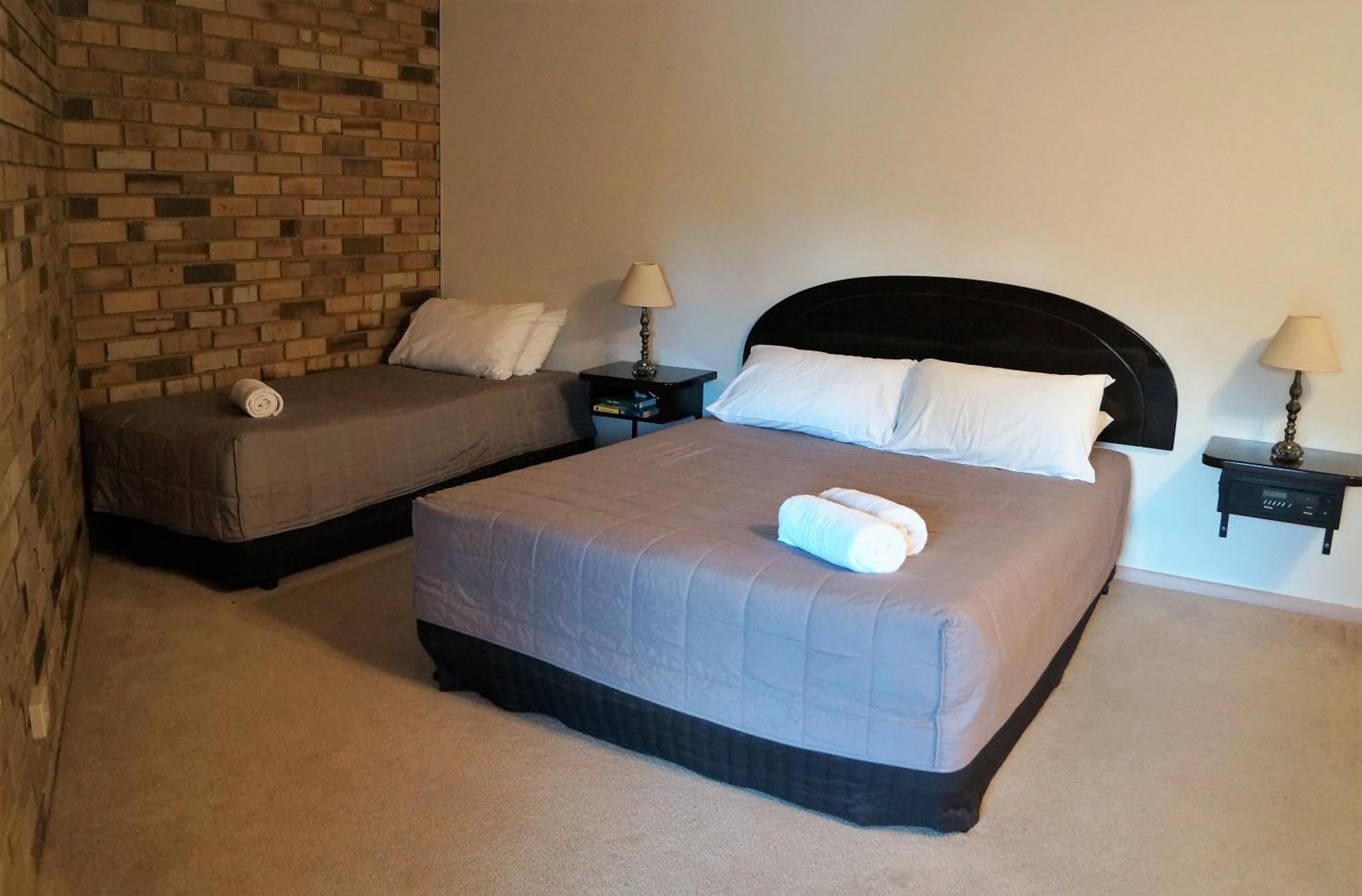 Magdala Motor Lodge & Lakeside Restaurant Stawell Bilik gambar