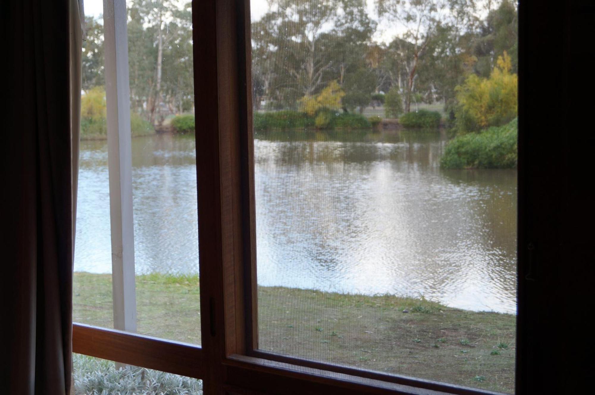 Magdala Motor Lodge & Lakeside Restaurant Stawell Bilik gambar